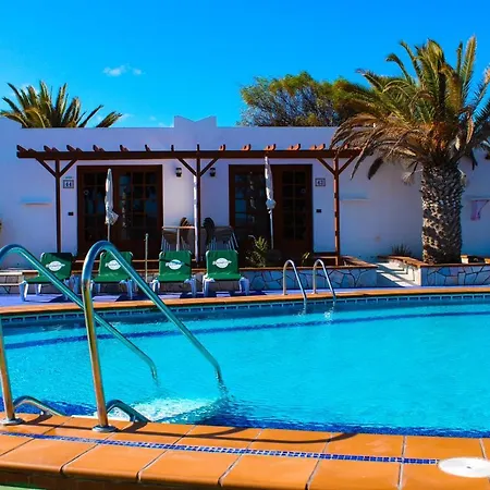 Castillo Beach Club Lägenhet *